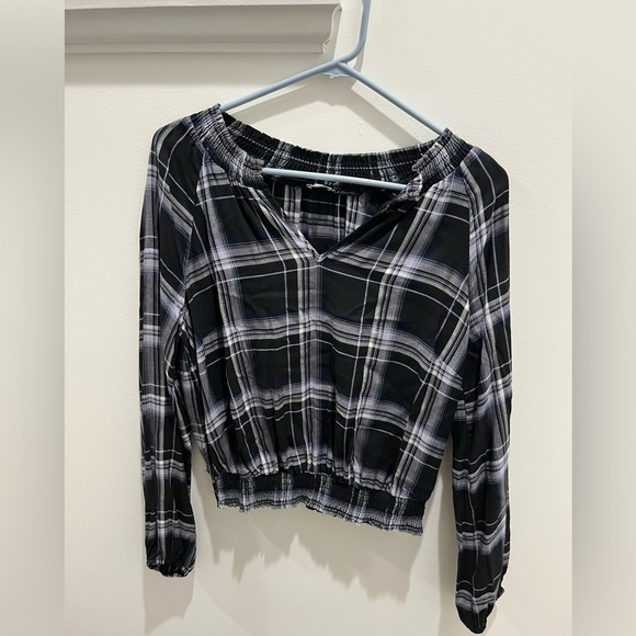 XS Kismet Purple and Black Crop-Top Blouse. NWOT. - Picture 1 of 3